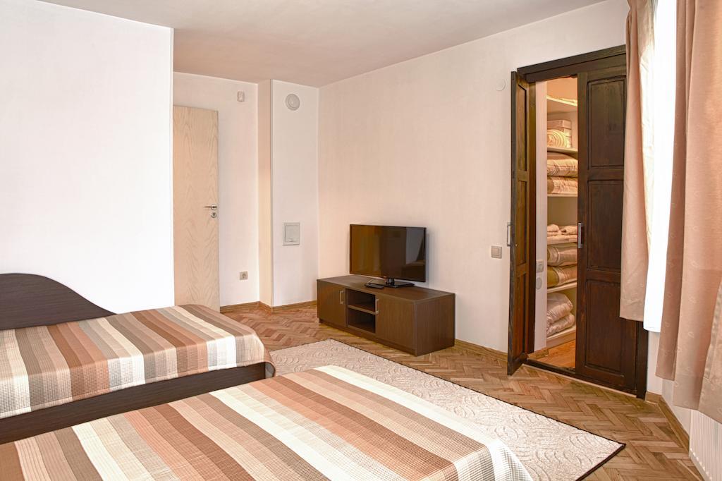 Pepi Guest House Veliko Tŭrnovo Eksteriør bilde